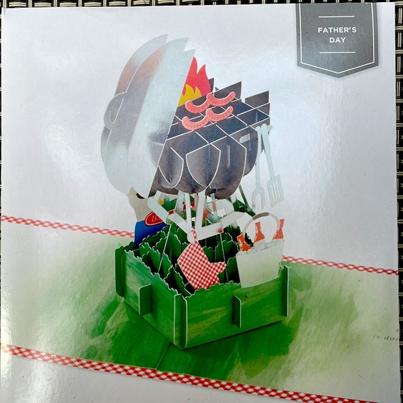 ⚜️Hallmark 3D Fathers Day BBQ Theme Premium Card! NWT! - Picture 2 of 3